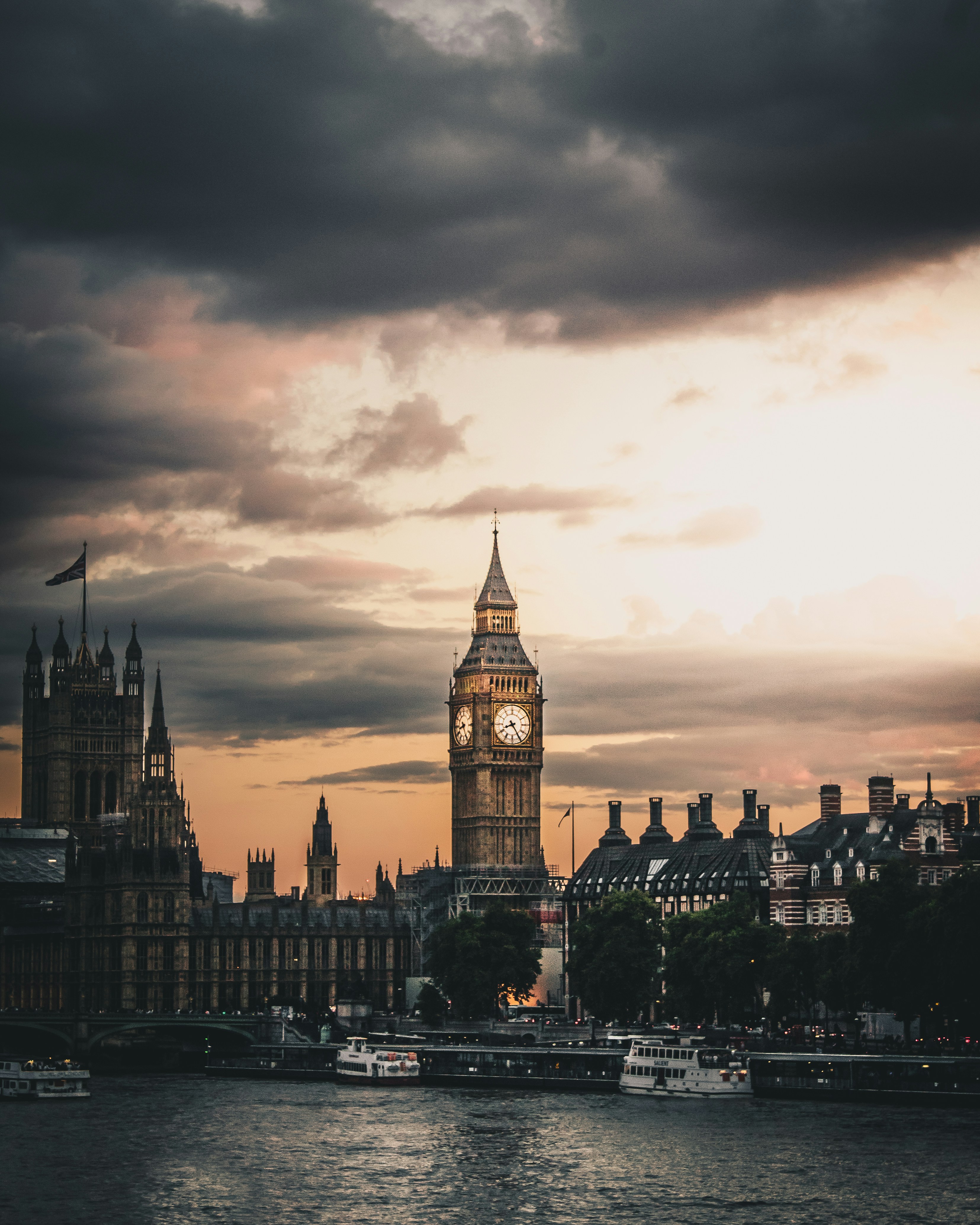 Umrah Packages from London, UK